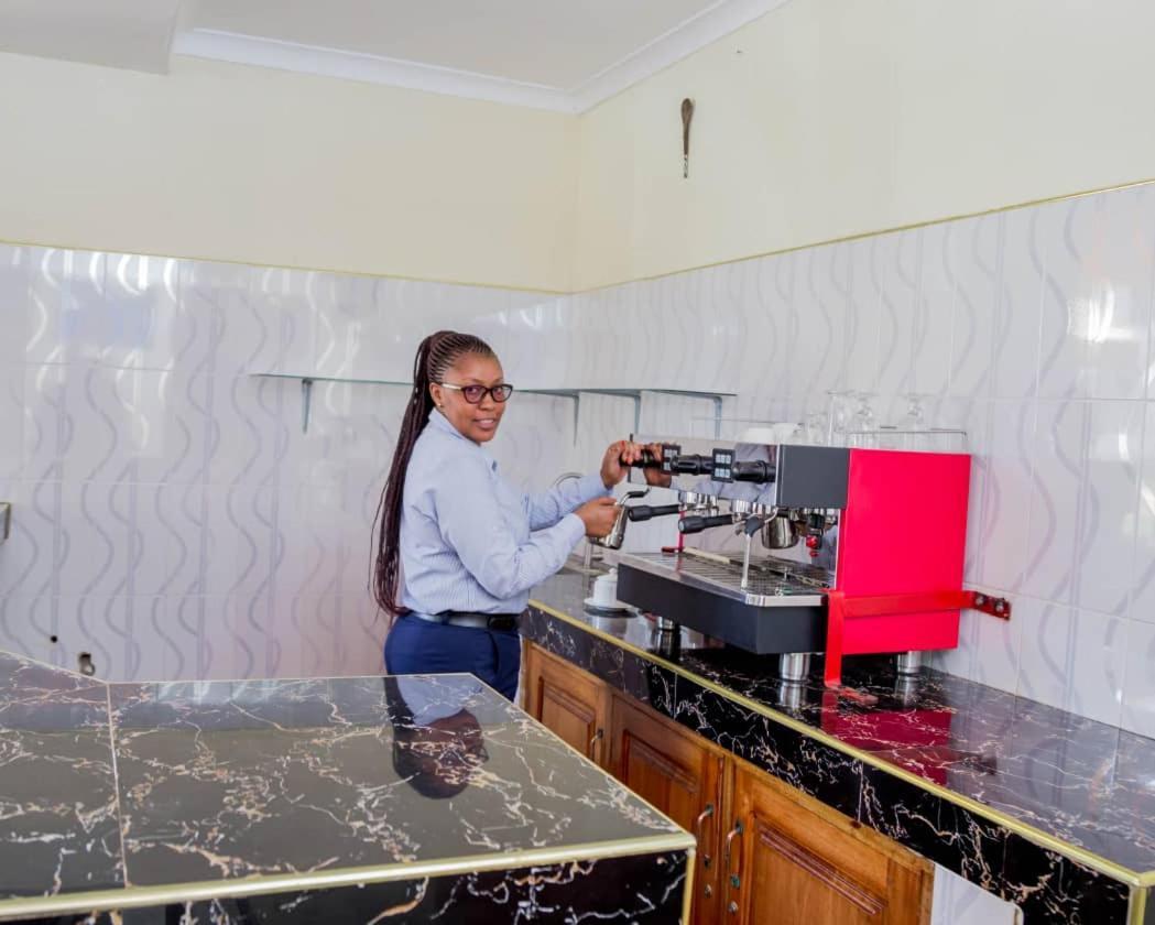 Kilimanjaro Crane Hotel Moshi Dış mekan fotoğraf
